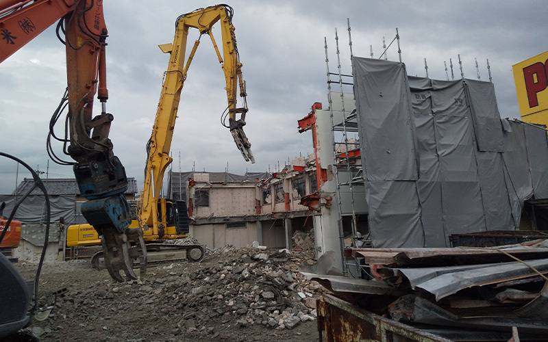 香芝市　RC造共同住宅解体撤去工事